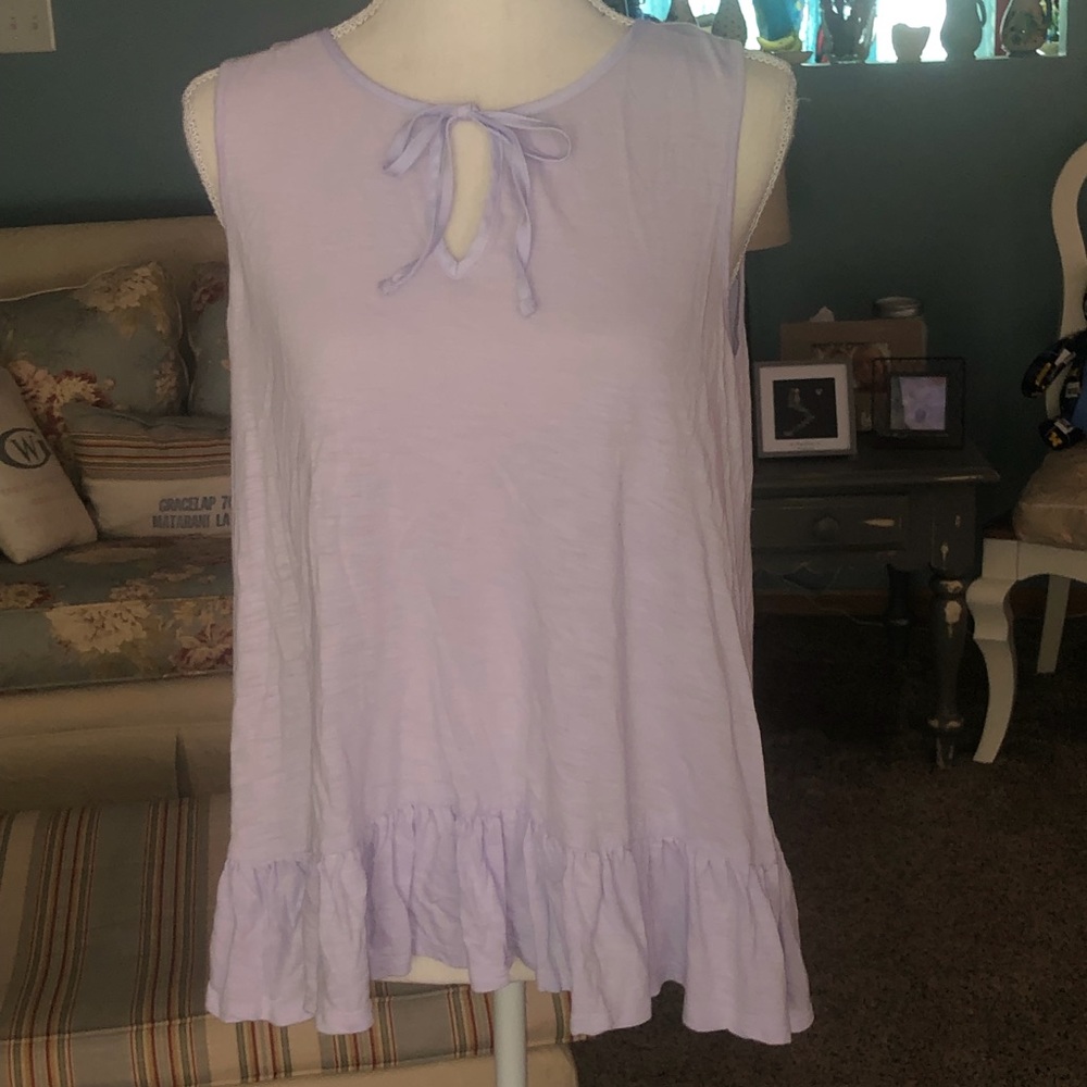 Sleeveless tank
